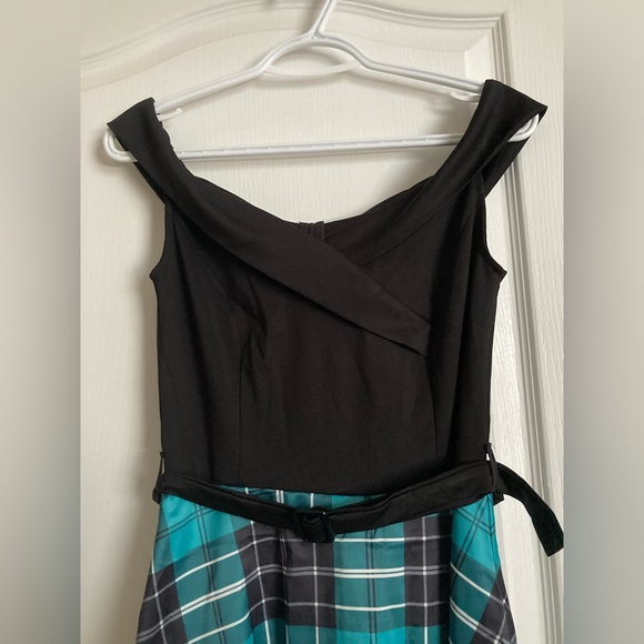 Checkered dress - Picture 2 of 2